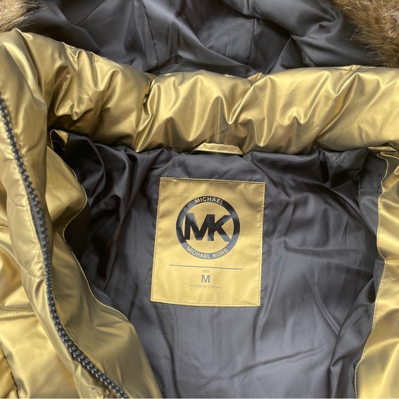 Michael Kors Metallic Gold Quilted Hooded Faux Fur Puffer Coat Size Medium - Picture 7 of 7